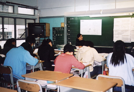 Training of temporary field workers.