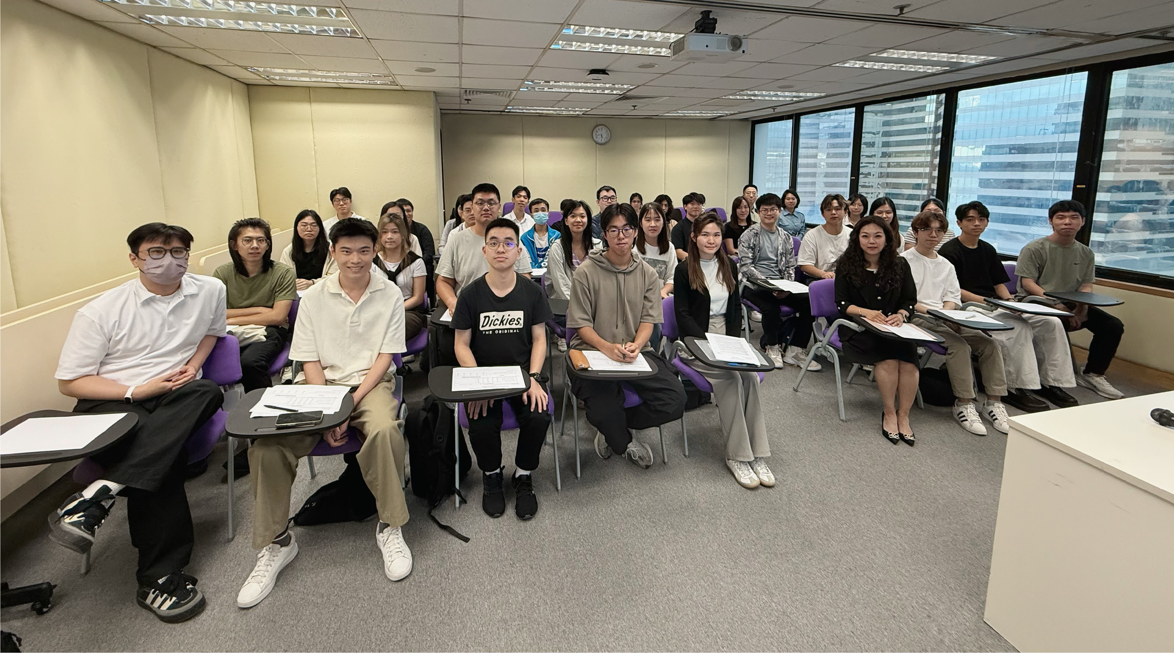 參與2025年度專業實習計劃的學生出席熟習課程