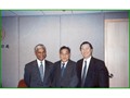 Mr Frederick W H Ho, Commissioner (right), with representatives from the United Nations Economic and Social Commission for Asia and the Pacific in November 2001.