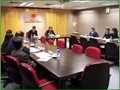 2008年1月，處長馮興宏（中左）與國際統計學會主席Denise Lievesley教授（中右）會晤。